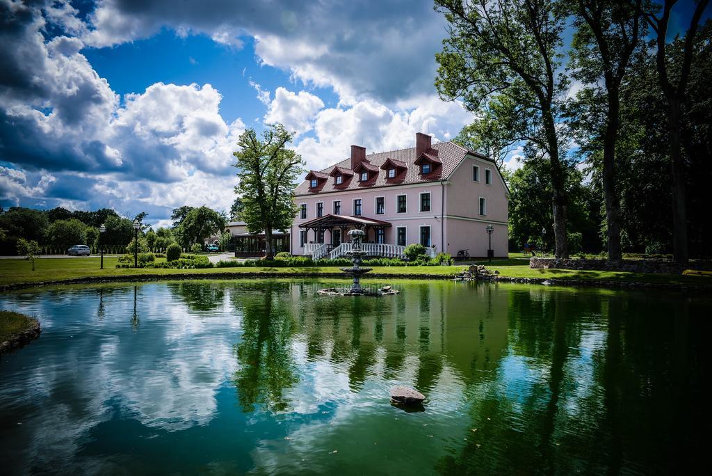 Palac Plocko Hotel Luaran gambar